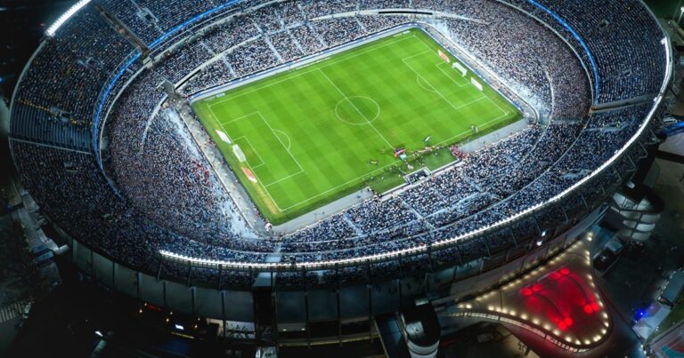 River sacó pecho a la espera de Messi: «Hoy juega Argentina en su casa»