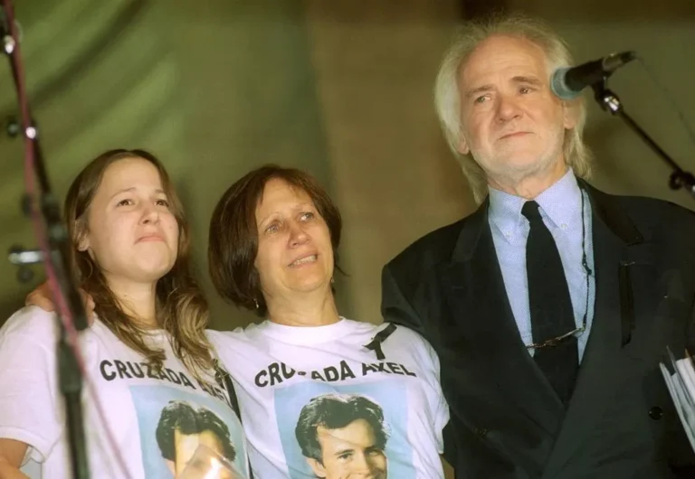 Falleció la madre de Axel Blumberg, el joven secuestrado y asesinado en 2004
