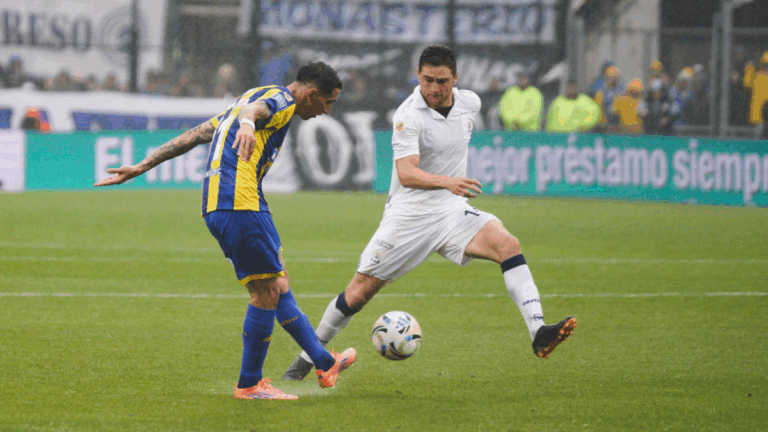 Ángel Di María tuvo otra tarde grandiosa, futbolística y desde el aspecto humano