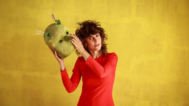La rosarina Mercedes Borrell presenta su segundo disco «Fauna»