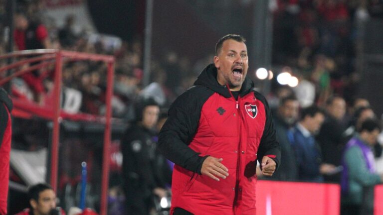 A Newell’s, entre tantas necesidades, lo urgente le exige lo mismo que lo importante