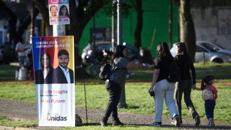 Tres marcas a la caza del voto en el cierre de una campaña fría