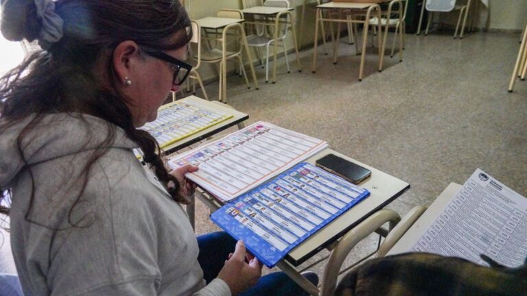 Elecciones en Santa Fe: el 70% de las autoridades de mesas confirmaron asistencia