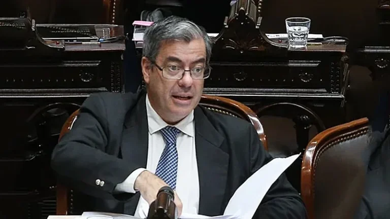 Germán Martínez apuntó contra el gobierno tras el cierre de Andis: Quieren tapar lo que pasó
