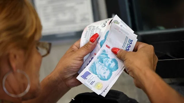 El nuevo año arranca con aumentos en alquileres, prepagas y tarifas clave