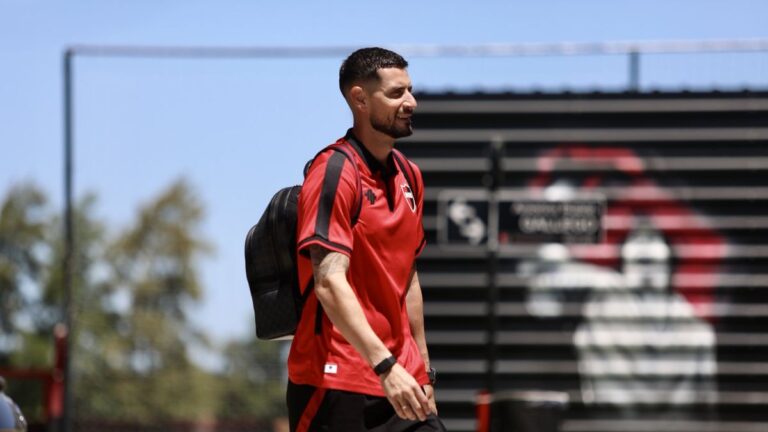 Gabriel Arias se mete en el corazón de los hinchas de Newell’s y será el capitán del equipo