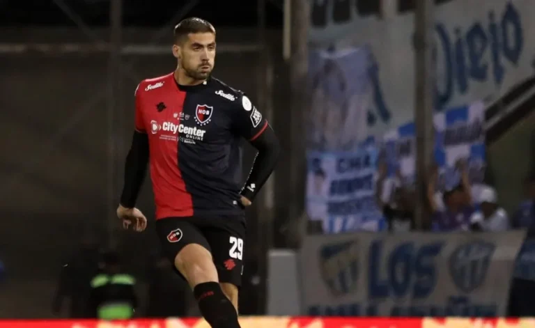 Newells busca liberar cupos y negociar salidas para sumar un refuerzo ofensivo