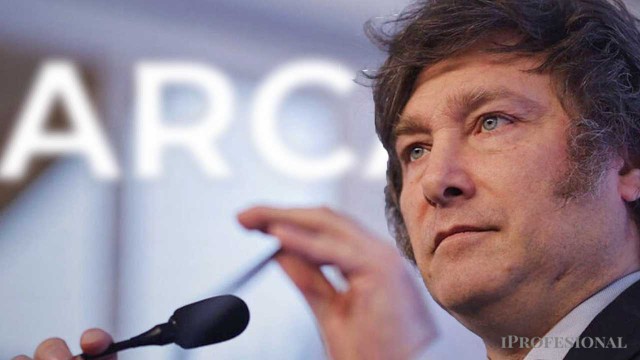 Qué impuestos bajan y cuáles suben: la reforma tributaria que anunciará Milei
