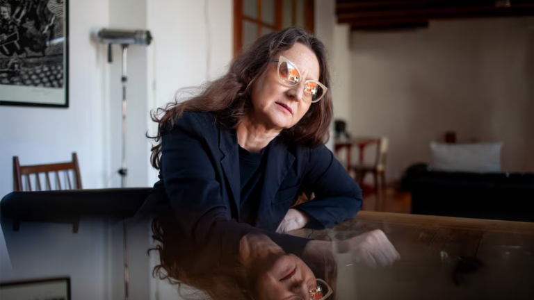 Trailer: Lucrecia Martel busca darle voz a toda una comunidad con «Nuestra tierra»