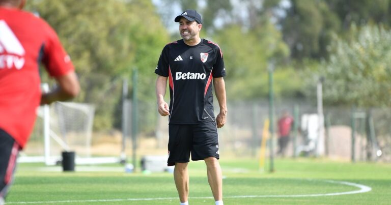 La intimidad de cómo Coudet busca darle más juego a River