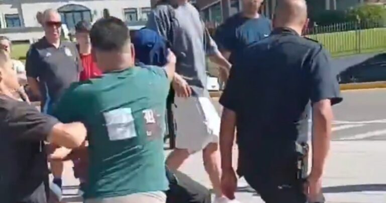 Mar del Plata: vecinos intentaron hacer justicia por mano propia tras atrapar a un motochorro que robaba en la costa