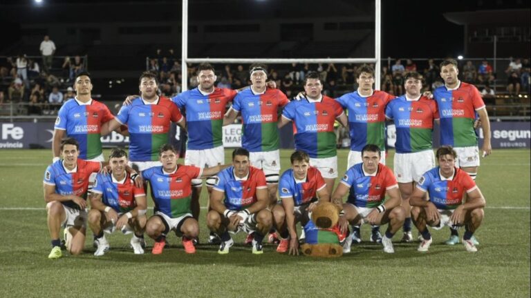 Jugadores de Capibaras en acción durante un partido del Súper Rugby Américas en el Hipódromo