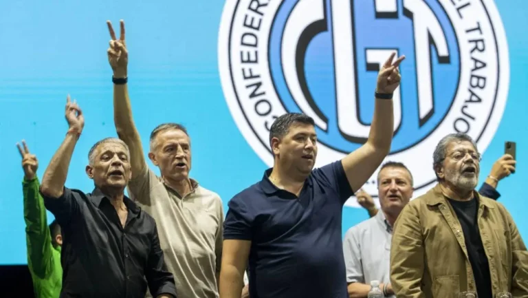 Movilización de la CGT en Santa Fe