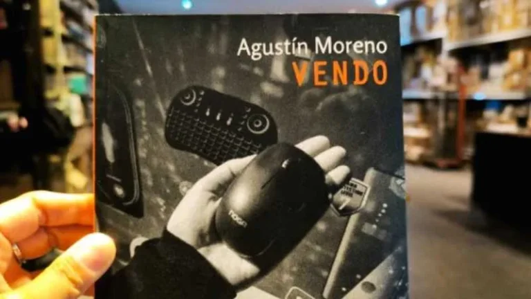 Portada del libro "Vendo" de Agustín Moreno, presentado por la Editorial Municipal de Rosario.