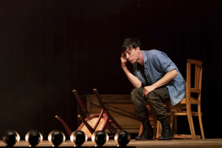 Escenario del Teatro de la Plataforma Lavardén en Rosario