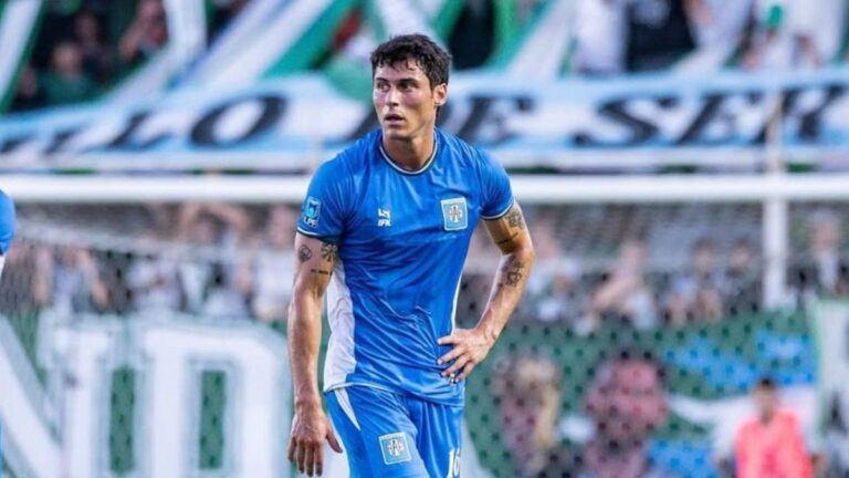 Jugadores de Estudiantes de Río Cuarto durante un partido