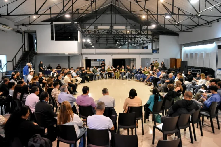 Dirigentes del Movimiento Evita durante el plenario provincial realizado en la ciudad de Santa Fe.
