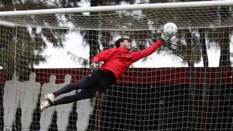Ramiro Macagno y Lucas Hoyos, arqueros de Newell's Old Boys