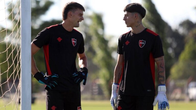 El plantel de Newell's Old Boys durante un entrenamiento en el predio de Bella Vista.