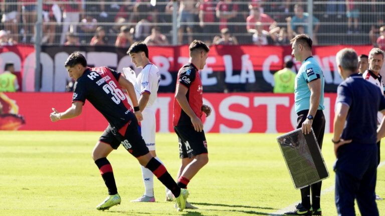 Frank Kudelka, director técnico de Newell's Old Boys, durante un entrenamiento.