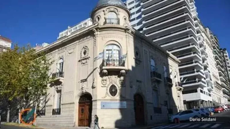 Fachada del Palacio Vasallo, sede del Concejo Municipal de Rosario, donde se presentó el proyecto.