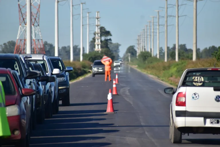 Pavimento nuevo en calle Héroes de Malvinas, Puerto General San Martín