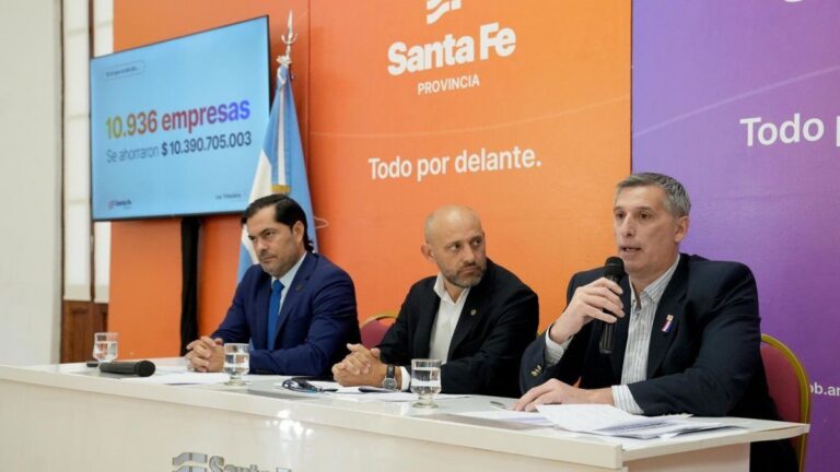 Gráfico con datos sobre creación de empleo y ahorro fiscal en Santa Fe